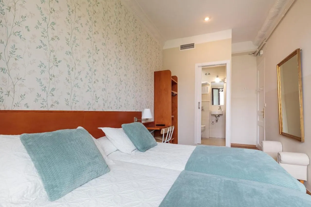 בית הארחה ברצלונה Hostal Oliva