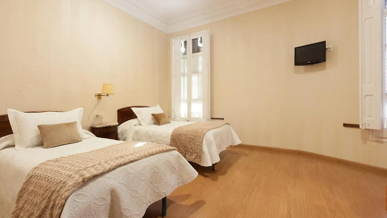 ברצלונה Hostal Oliva